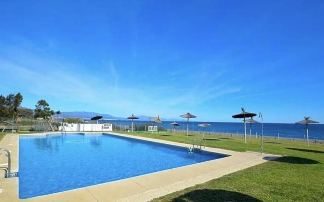 Aldea Beach, Manilva Castillo de Sabinillas Kültér fotó